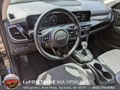 Certified 2024 Kia Seltos S AWD/4WD image 11