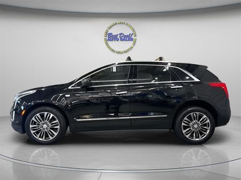 Used 2018 Cadillac XT5 Premium Luxury AWD/4WD image 2