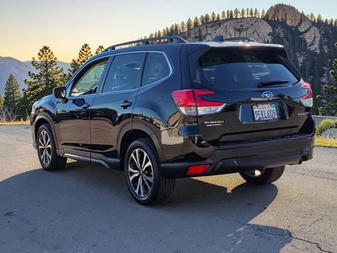 Used 2023 Subaru Forester Limited image 4