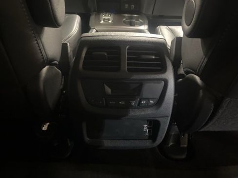 Used 2022 Honda Pilot EX-L image 25