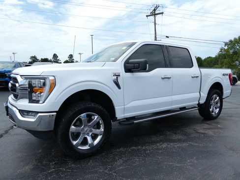 Used 2021 Ford F150 XLT w/ Equipment Group 302A High AWD/4WD image 8