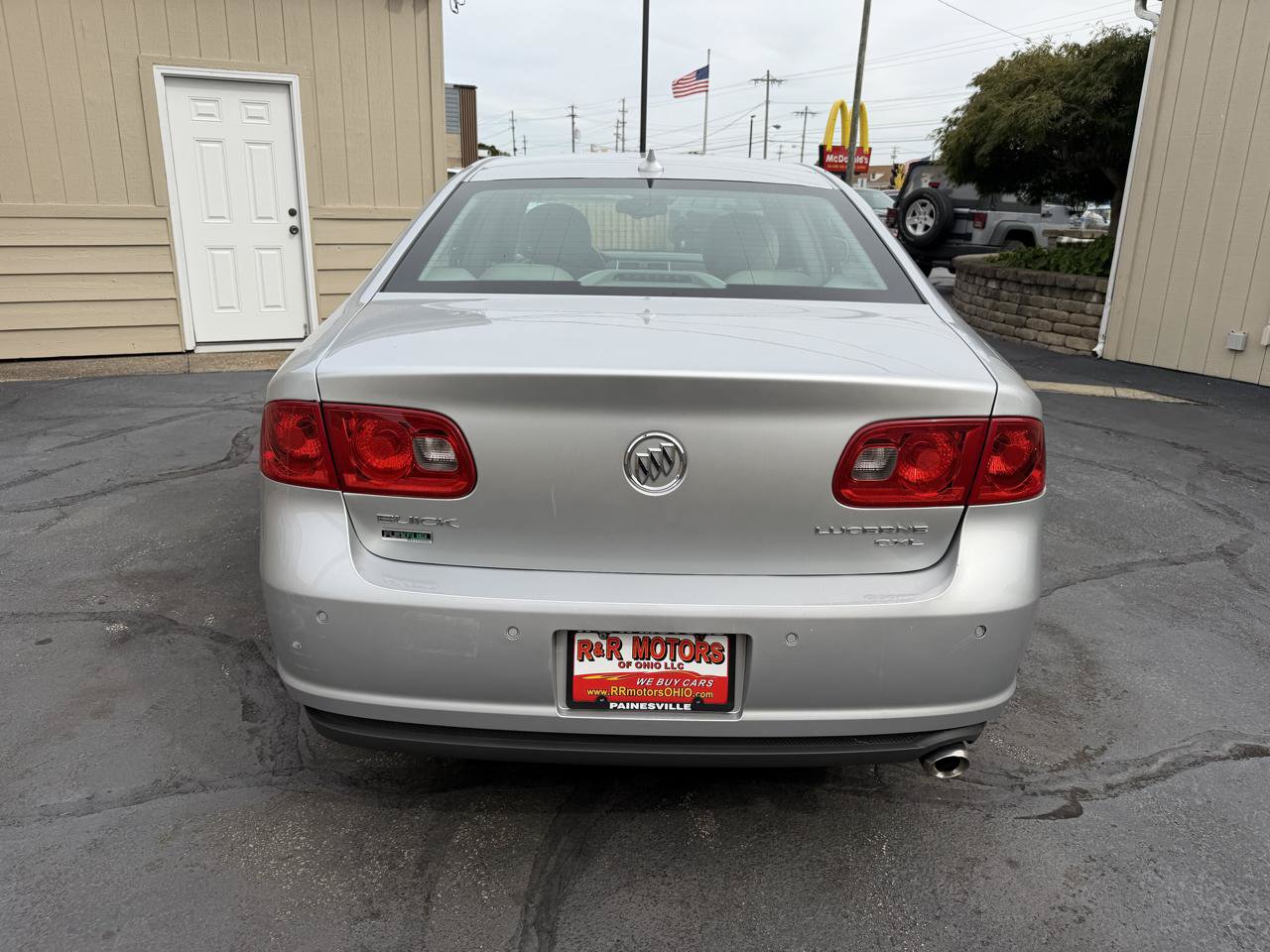 Used 2010 Buick Lucerne CXL FWD image 11