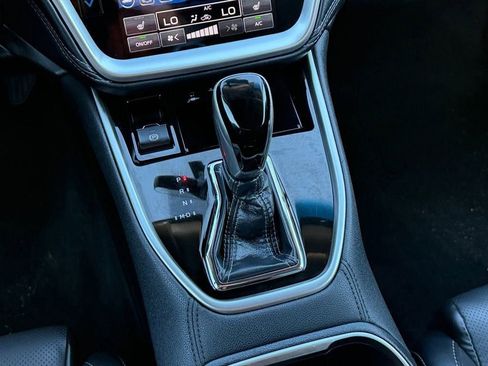 Certified 2022 Subaru Outback Limited XT image 15