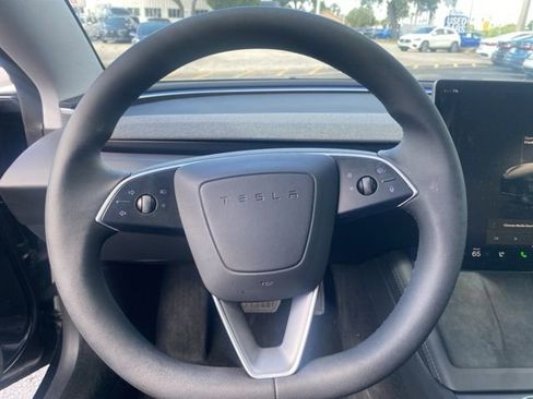 Used 2024 Tesla Model 3 Standard Range RWD image 17
