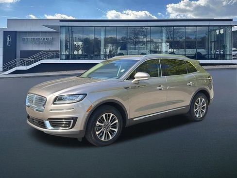 Used 2020 Lincoln Nautilus FWD w/ Equipment Group 101A image 3