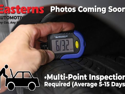 Used 2025 Chevrolet Trax LT FWD image 25