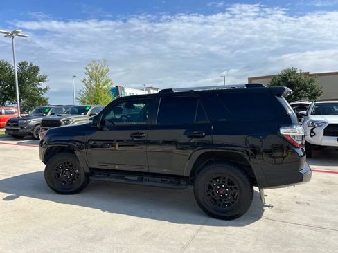 Used 2023 Toyota 4Runner SR5 Premium w/ Moonroof Package AWD/4WD image 5