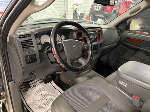 Used 2006 Dodge Ram 2500 Truck SLT w/ Quad Cab Big Horn Value Group AWD/4WD image 47