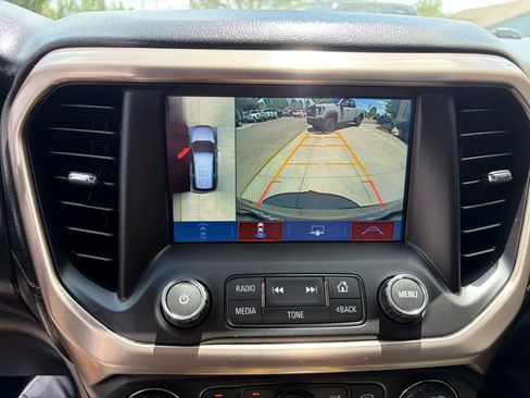 Used 2018 GMC Acadia Denali w/ Technology Package AWD/4WD image 23