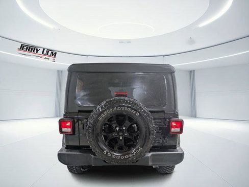 Certified 2022 Jeep Wrangler Unlimited Sport image 4