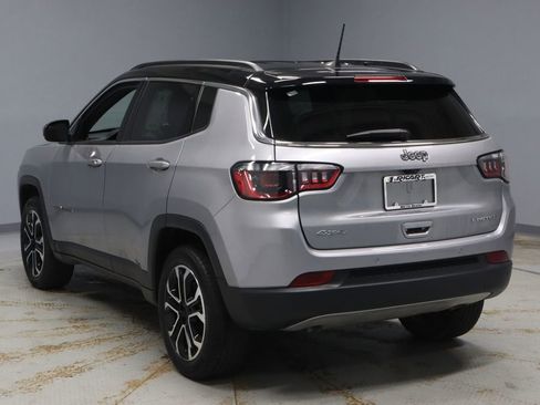 Used 2024 Jeep Compass Limited AWD/4WD image 8