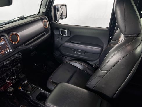 Used 2022 Jeep Gladiator Mojave w/ Cold Weather Group image 23