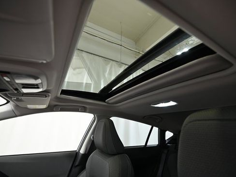 Certified 2024 Subaru Crosstrek 2.0i Premium image 19