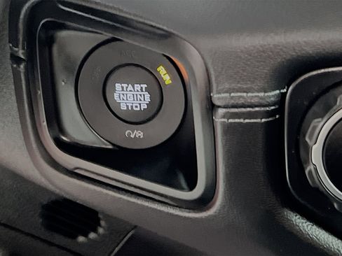 Used 2025 Jeep Wrangler Unlimited Rubicon 4xe w/ Safety Group AWD/4WD image 23