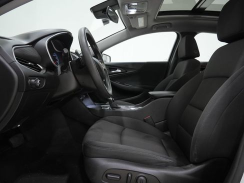 Used 2023 Chevrolet Malibu LT FWD image 11