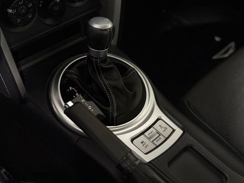 Used 2017 Toyota 86 860 Special Edition RWD image 16