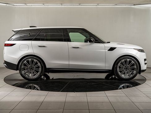 New 2026 Land Rover Range Rover Sport SE image 11