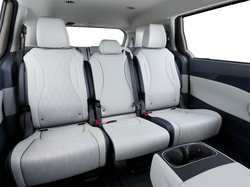 New 2026 Kia Carnival EX image 16