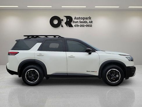 Used 2024 Nissan Pathfinder Rock Creek AWD/4WD image 6