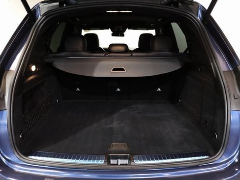 Used 2024 Mercedes-Benz GLE 450 4MATIC w/ AMG Line Exterior image 28