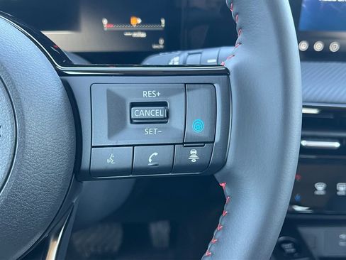 New 2026 Nissan Kicks SR w/ Cold Weather Package image 11