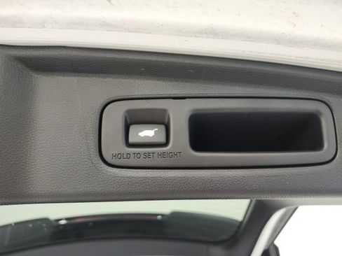 Used 2025 Honda CR-V EX-L image 29