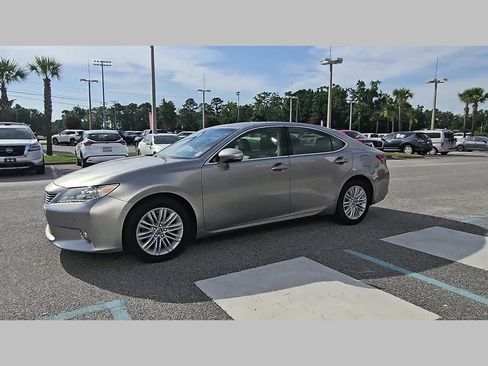 Used 2015 Lexus ES 350 w/ Luxury Package FWD image 25
