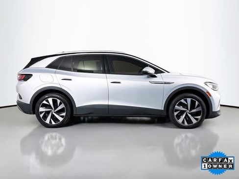 Used 2022 Volkswagen ID.4 Pro S w/ Gradient Package image 8