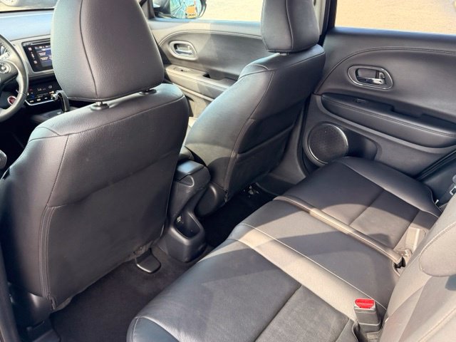Used 2018 Honda HR-V EX-L image 9