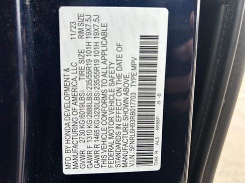 Used 2024 Honda Odyssey Elite image 16