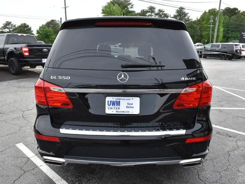 Used 2016 Mercedes-Benz GL 550 4MATIC image 7