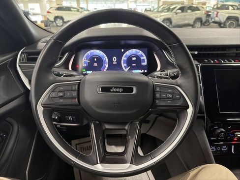 Used 2022 Jeep Grand Cherokee Altitude image 18