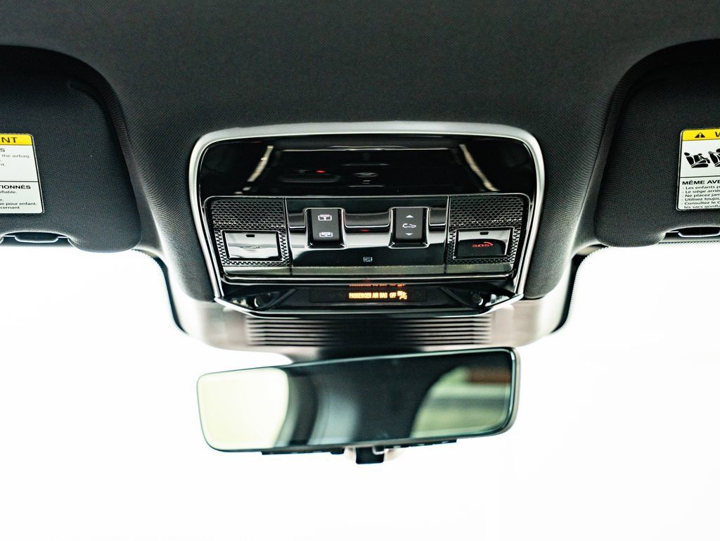 New 2026 Land Rover Range Rover Sport Dynamic SE AWD/4WD image 39