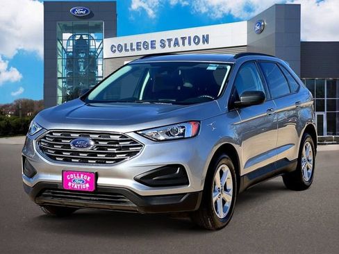 Certified 2021 Ford Edge SE image 2