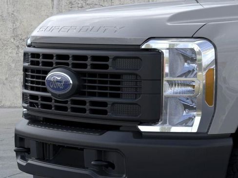 New 2026 Ford F250 XL w/ 360-Degree Camera Package AWD/4WD image 17