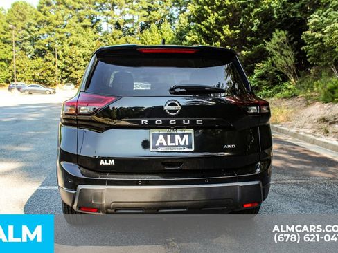 Used 2024 Nissan Rogue S AWD/4WD image 9
