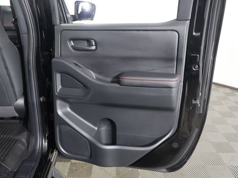 Used 2026 Nissan Frontier PRO-4X w/ Pro-4x Convenience Package AWD/4WD image 23