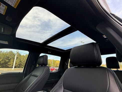 Used 2025 Ford F150 Lariat w/ Equipment Group 501A Mid image 34