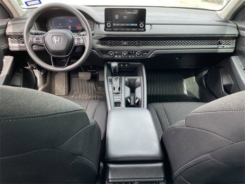 Used 2025 Honda Accord LX image 9