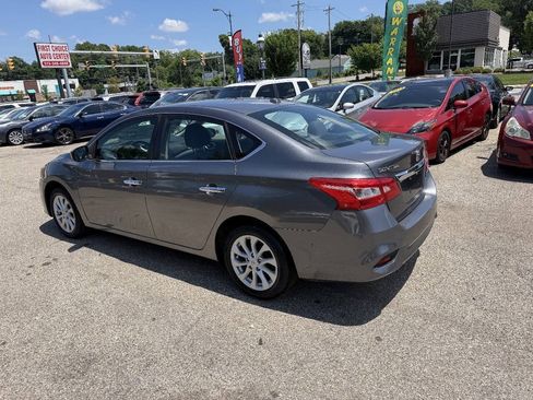 Used 2018 Nissan Sentra SV FWD image 2