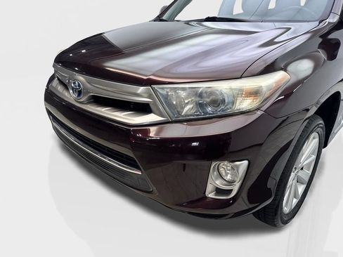 Used 2013 Toyota Highlander Limited AWD/4WD image 16