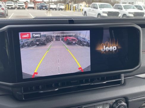 New 2026 Jeep Wrangler Unlimited Rubicon image 22