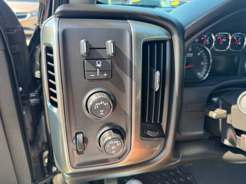 Used 2018 Chevrolet Silverado 1500 LT w/ All Star Edition AWD/4WD image 25