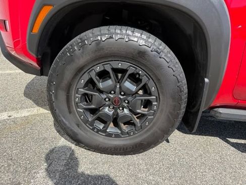 Certified 2024 Nissan Frontier PRO-4X w/ Pro Premium Package AWD/4WD image 12
