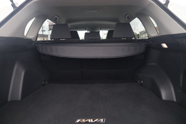 Used 2025 Toyota RAV4 XLE w/ Weather Package AWD/4WD image 26