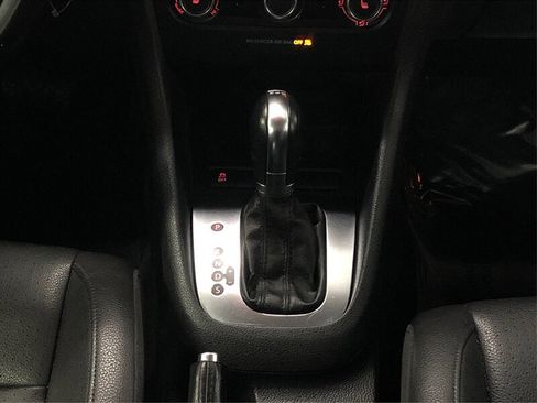 Used 2013 Volkswagen Jetta TDI image 33