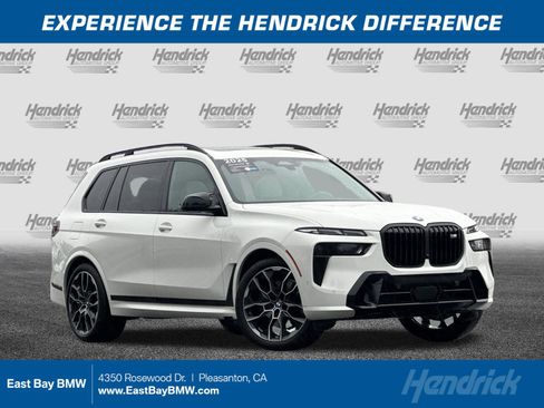 Certified 2025 BMW X7 M60i w/ Climate Comfort Package image 1