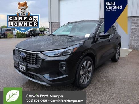 Certified 2025 Ford Escape Platinum AWD/4WD image 9