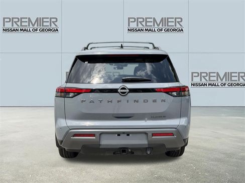 New 2026 Nissan Pathfinder Platinum FWD image 30