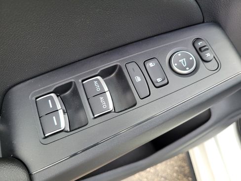 Certified 2023 Honda Civic EX-L image 19